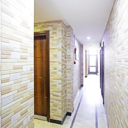 Hotel Preet Palace -5 Mints Walk From Nizamuddin Railway Station New Delhi Exterior foto
