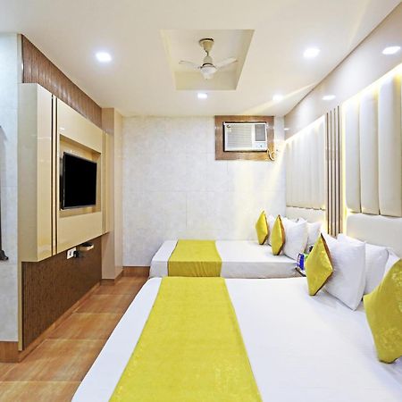 Hotel Preet Palace -5 Mints Walk From Nizamuddin Railway Station New Delhi Exterior foto
