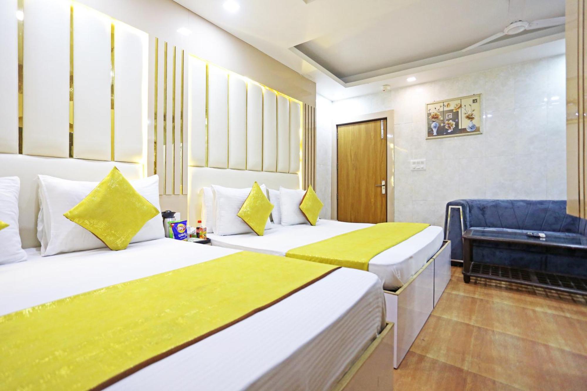 Hotel Preet Palace -5 Mints Walk From Nizamuddin Railway Station New Delhi Exterior foto