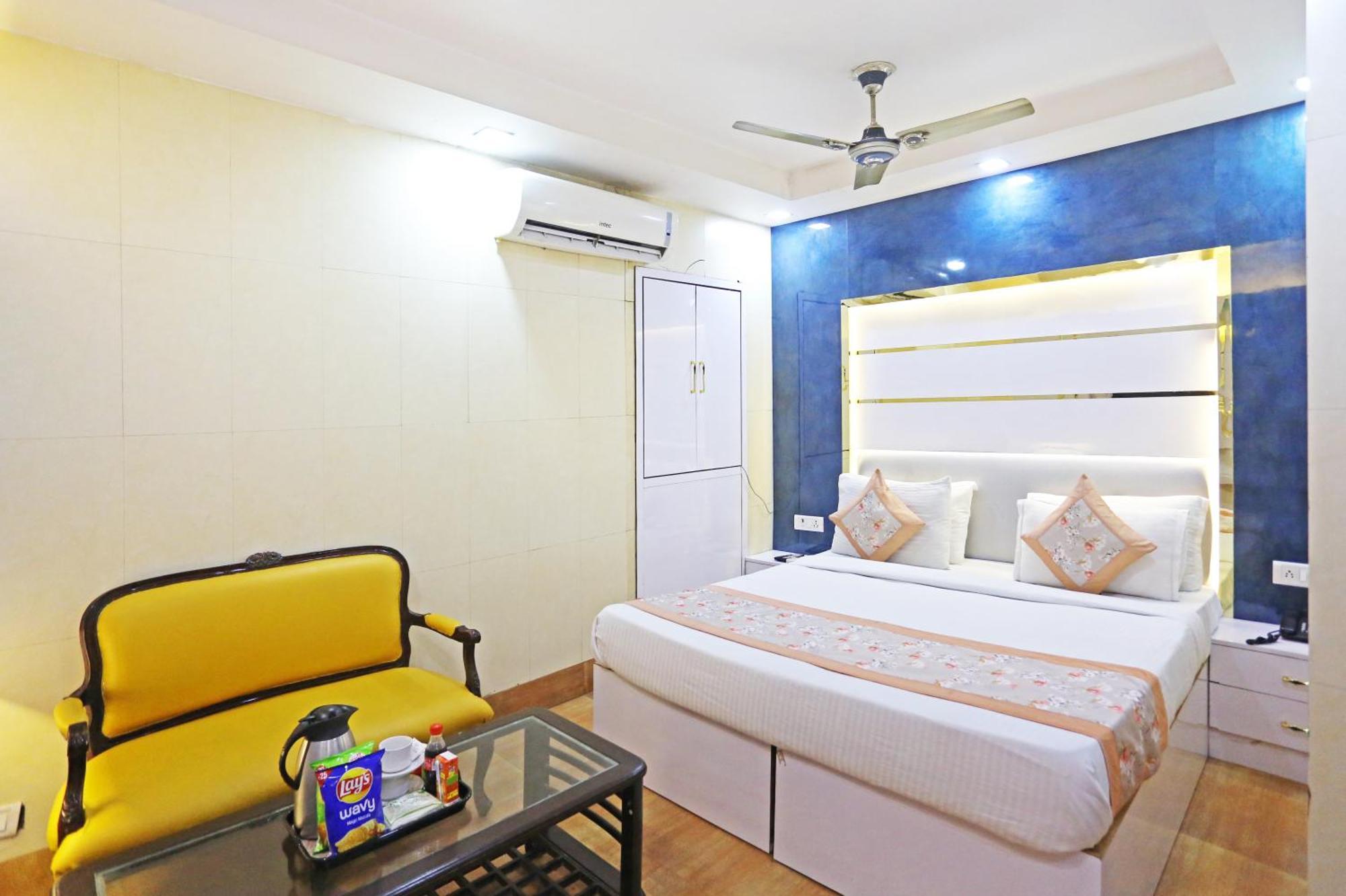 Hotel Preet Palace -5 Mints Walk From Nizamuddin Railway Station New Delhi Exterior foto
