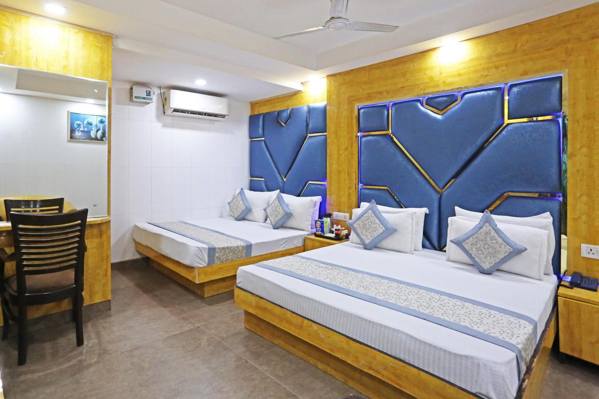 Hotel Preet Palace -5 Mints Walk From Nizamuddin Railway Station New Delhi Exterior foto
